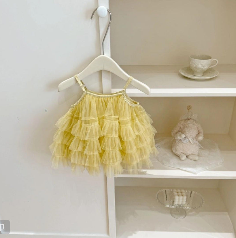 女童夏季甜美蛋糕吊带上衣+杏色泡泡短裤套装