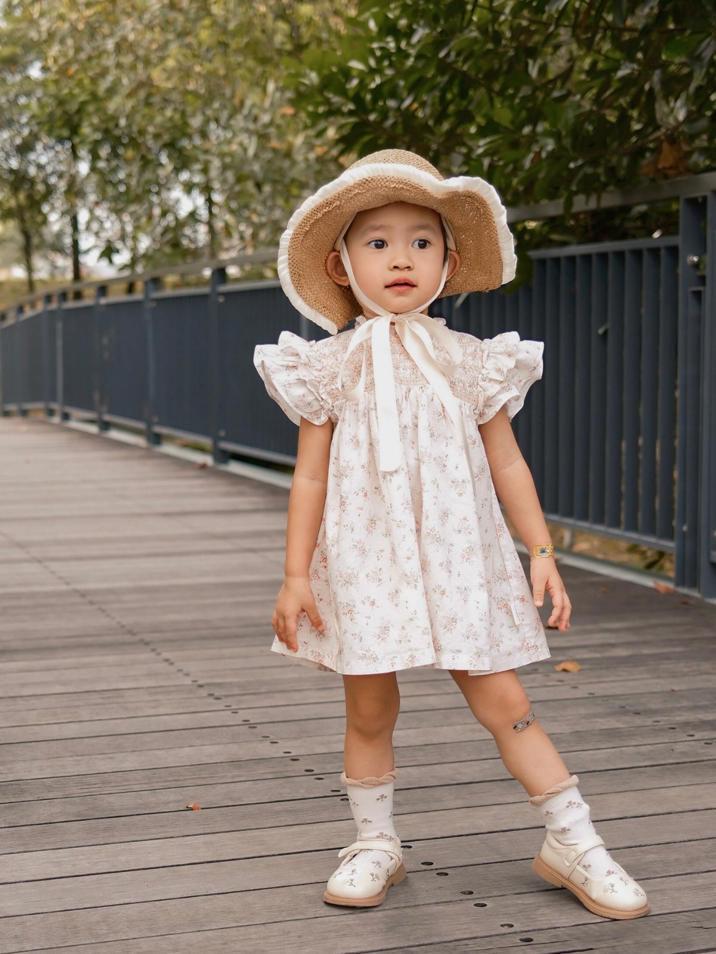 Cutemily童装女童连衣裙夏款碎花打揽连衣裙柔软棉飞袖背心连衣裙